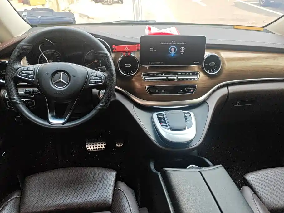 Mercedes-Benz V-Class — миниатюра 12