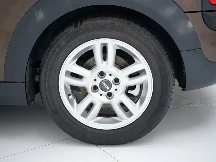 MINI Mini Clubman — миниатюра 22