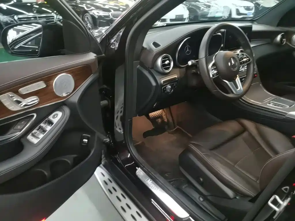 Mercedes-Benz GLC — миниатюра 16