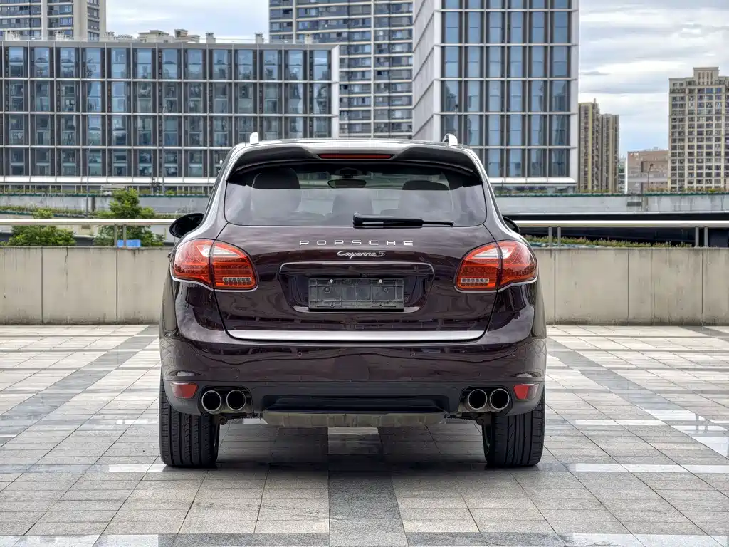 Porsche Cayenne 2014 Cayenne Platinum Edition 3.0T