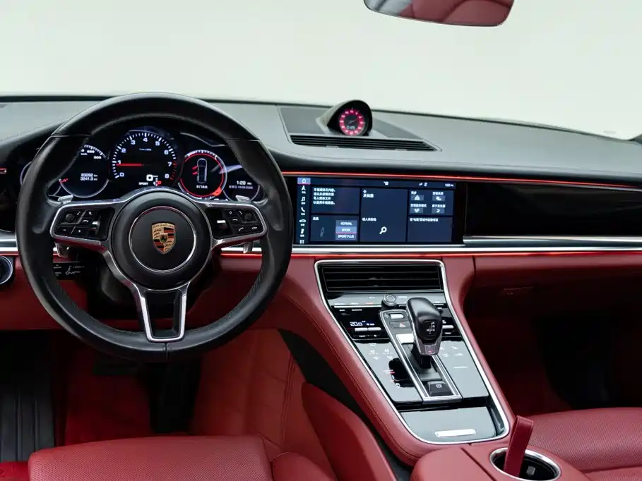 Porsche Panamera — миниатюра 10