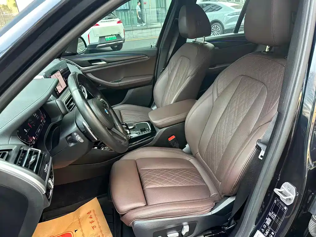BMW X3 — миниатюра 7