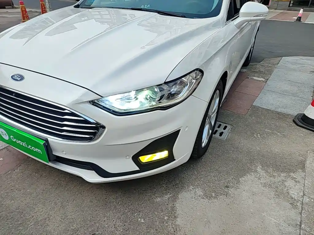 Ford Mondeo — миниатюра 24