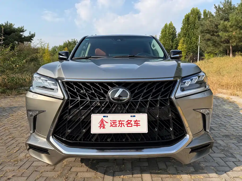 Lexus LX — миниатюра 2