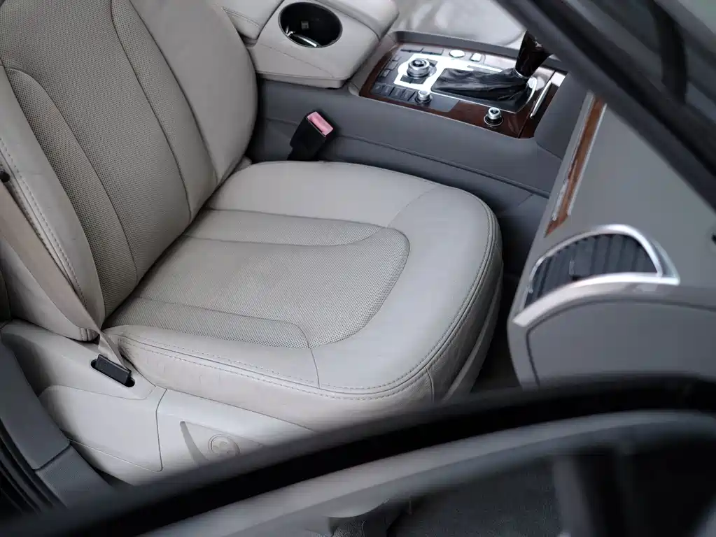 Audi Q7 — миниатюра 37