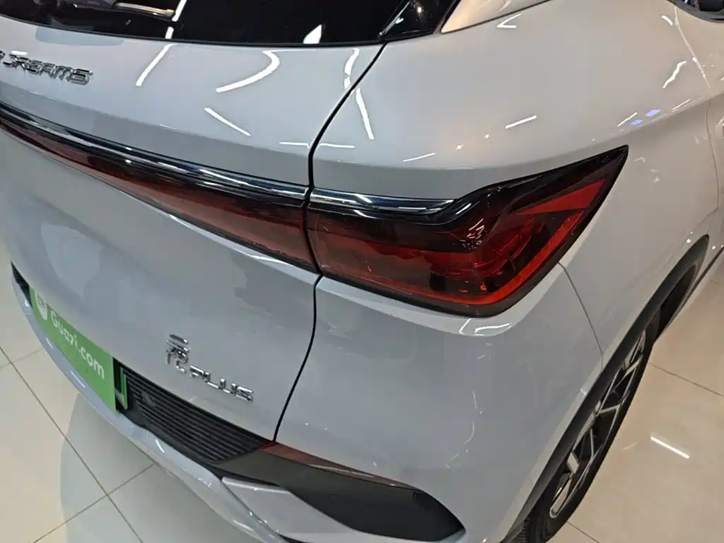 BYD Yuan Plus — миниатюра 8
