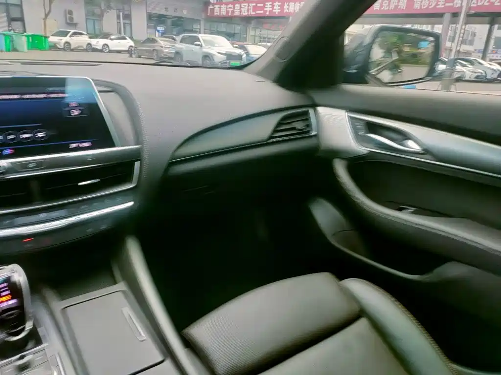 Cadillac CT5 — миниатюра 25