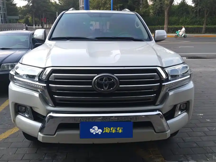 Toyota Land Cruiser — миниатюра 2