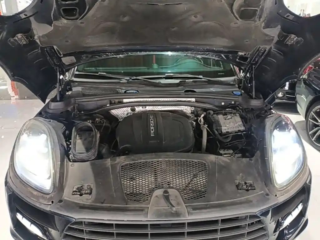Porsche Macan — миниатюра 20