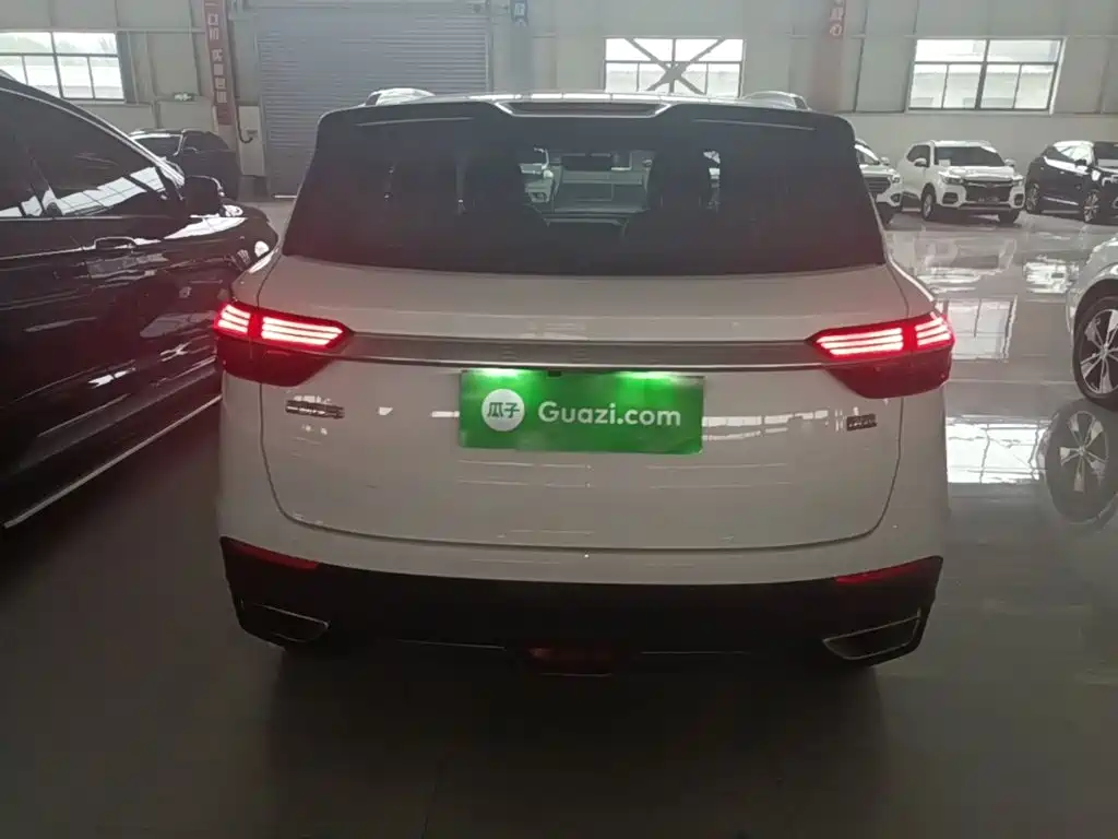 Geely Binyue — миниатюра 6