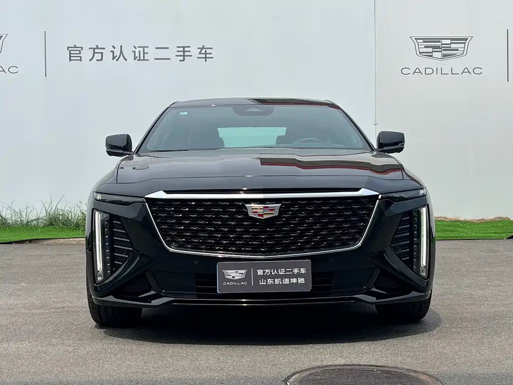 Cadillac CT6 2026 28T Flagship