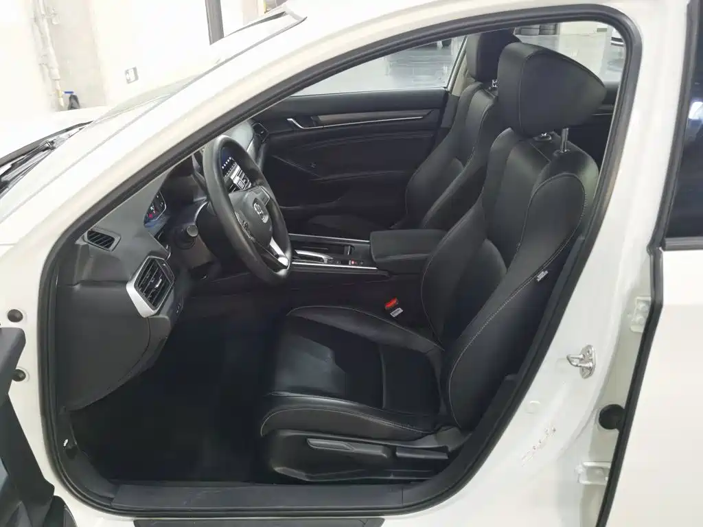 Honda Inspire — миниатюра 10