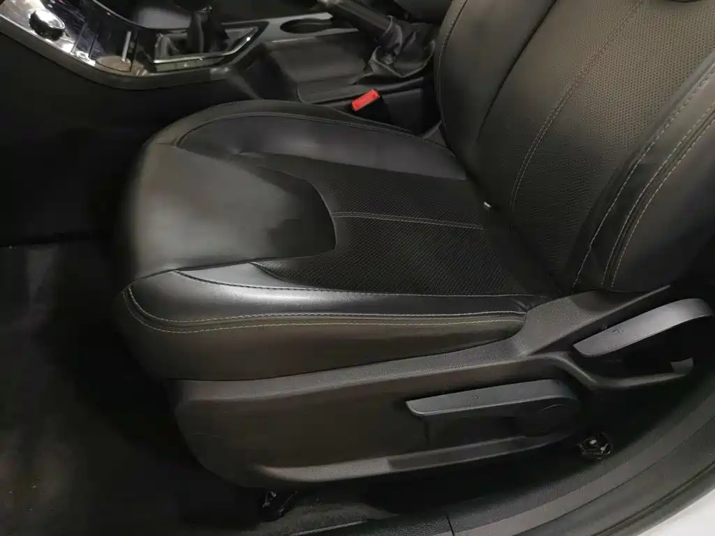 Chery Arrizo 5 — миниатюра 20