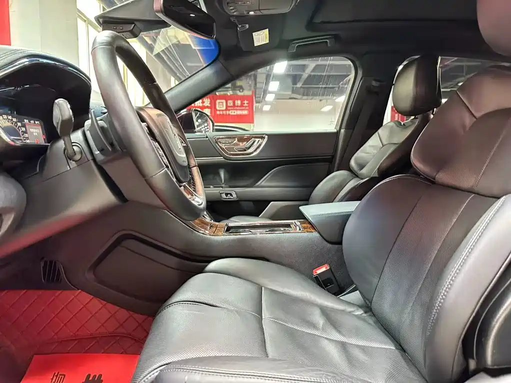 Lincoln Continental — миниатюра 8