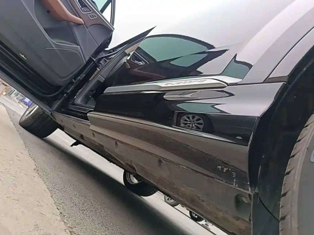 Audi Q7 — миниатюра 22