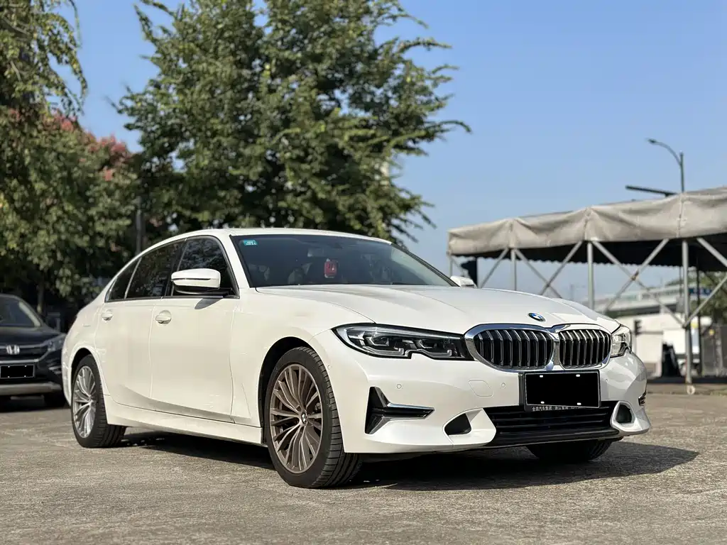 BMW 3 Series — миниатюра 3
