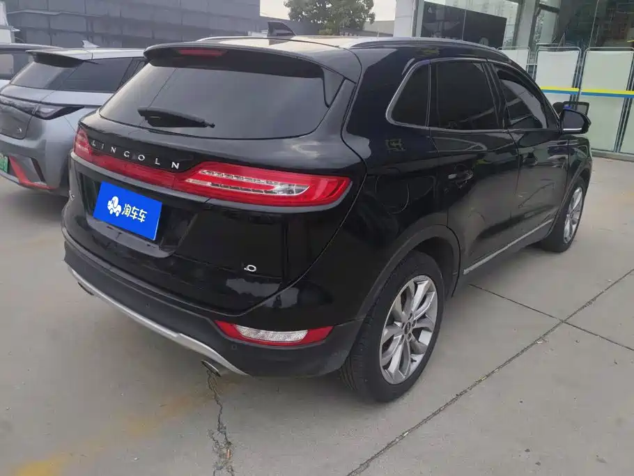 Lincoln MKC — миниатюра 3