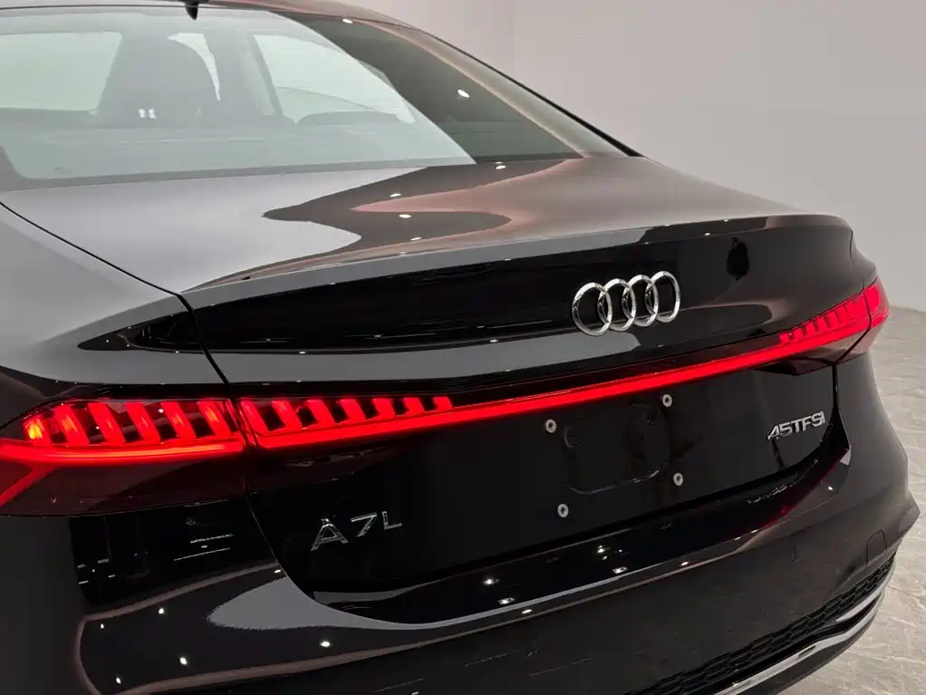 Audi A7L — миниатюра 20