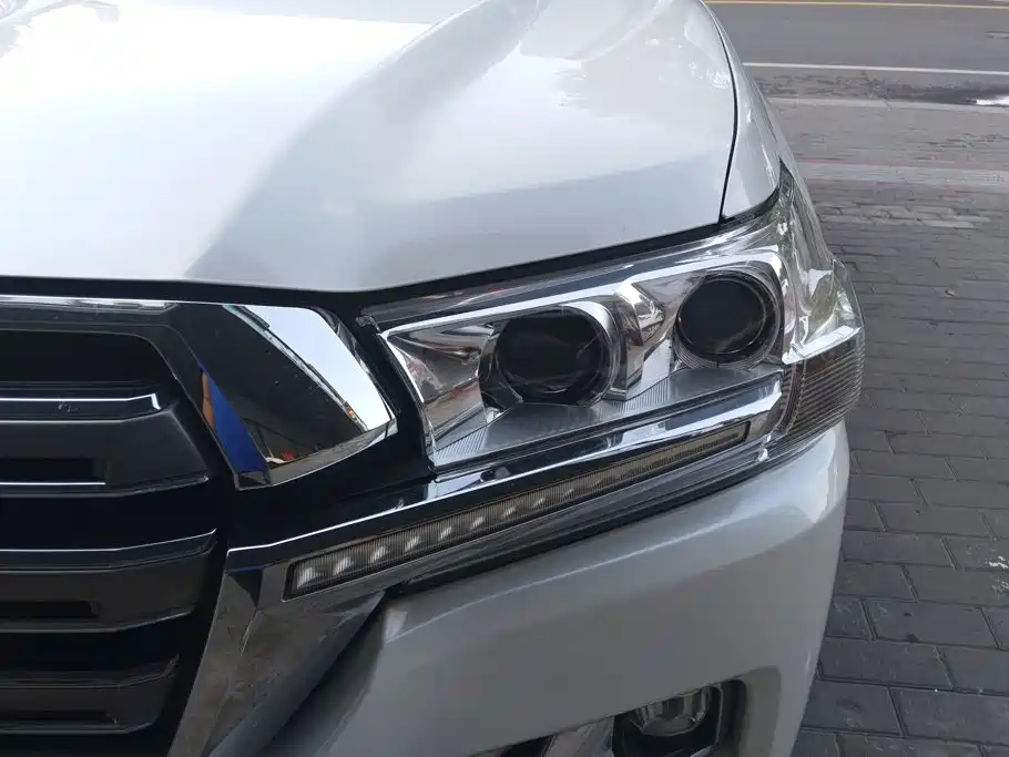 Toyota Land Cruiser — миниатюра 5