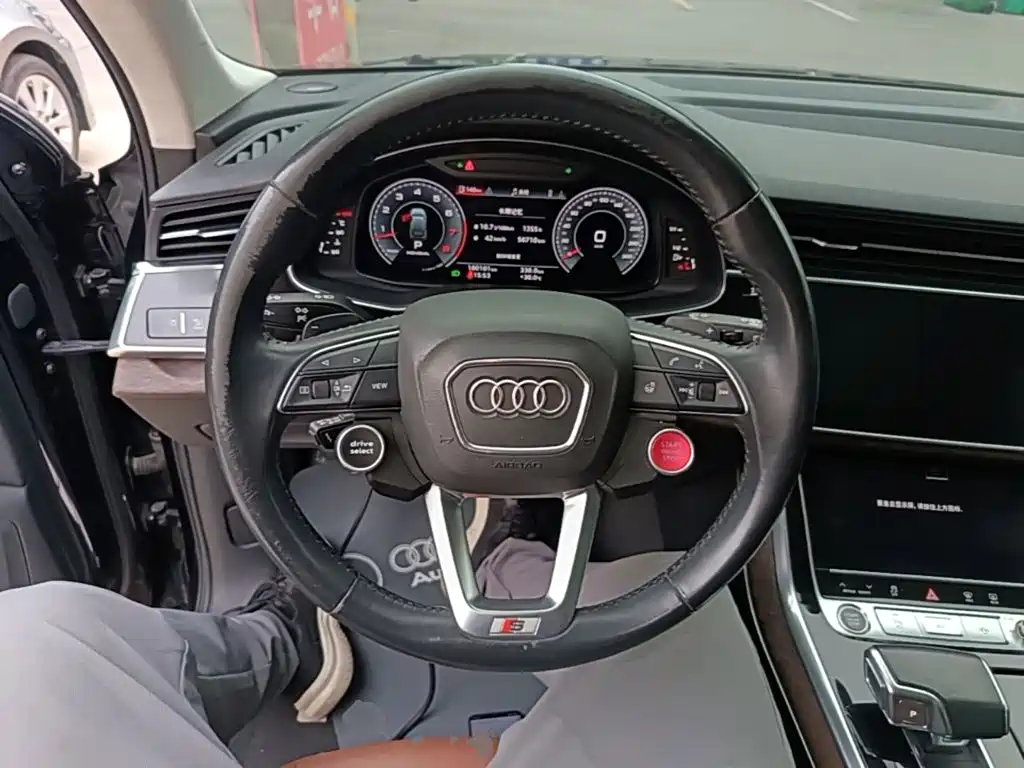 Audi Q7 — миниатюра 11