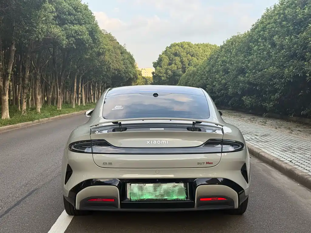 Xiaomi SU7 — миниатюра 10