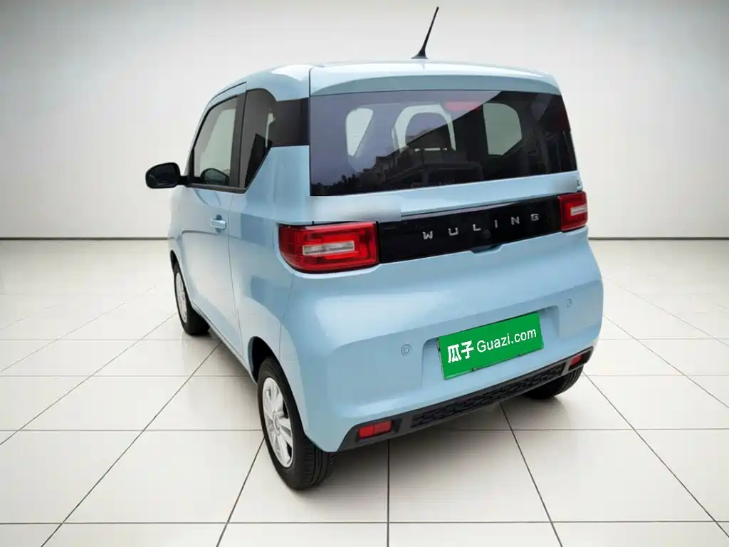 Wuling MINIEV — миниатюра 4