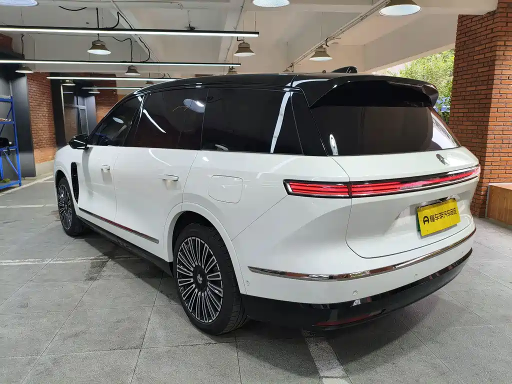 NIO ES8 — миниатюра 3