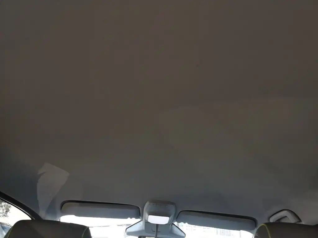 Baojun KiWi EV — миниатюра 18