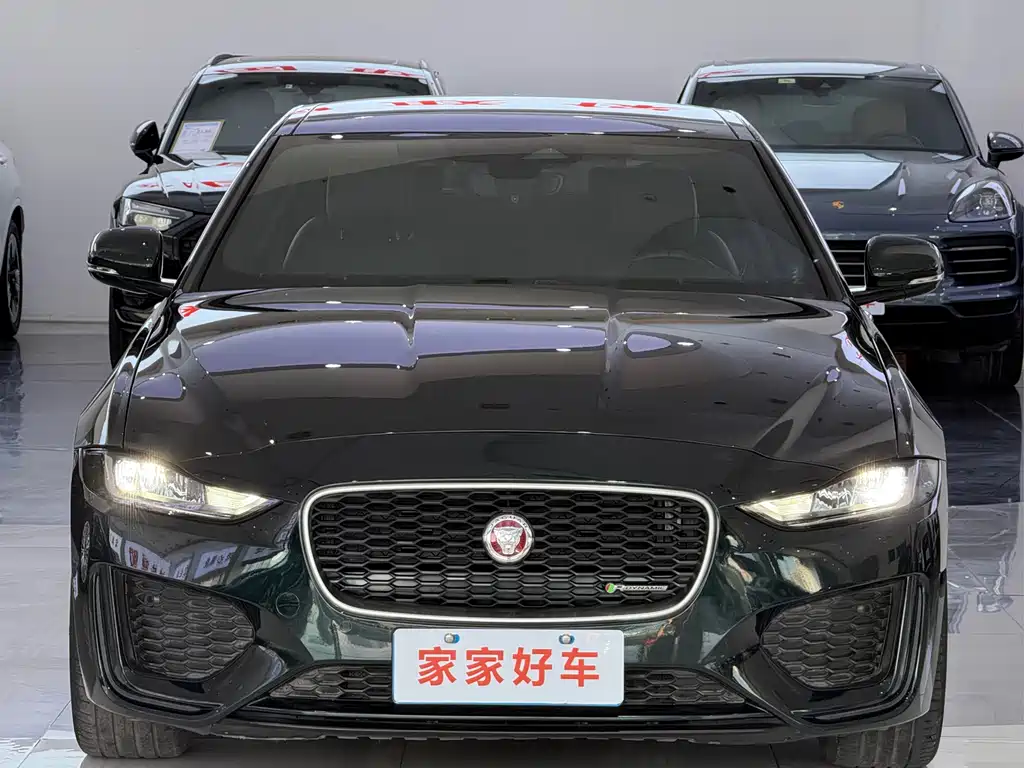 Jaguar XEL 2023 2.0T 200PS R-DYNAMIC Sport