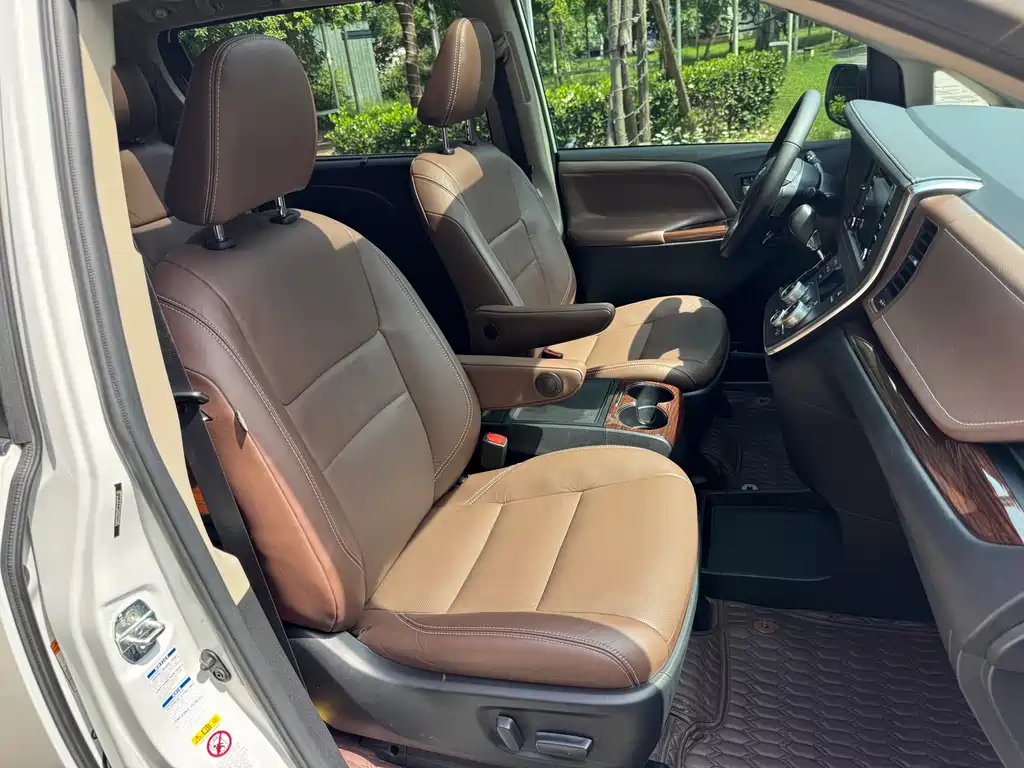 Toyota Sienna 2019 3.5L