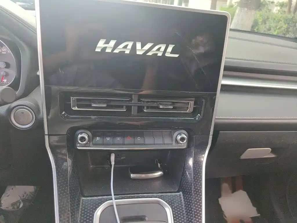 Haval M6 — миниатюра 6