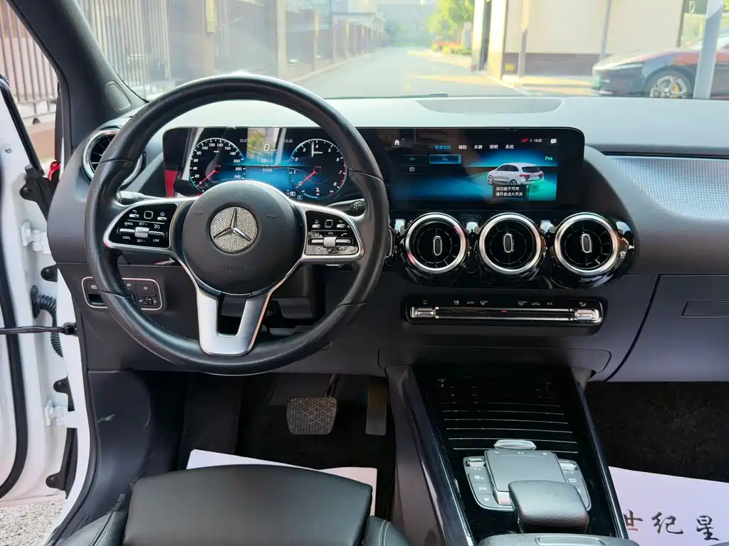Mercedes-Benz B-Class — миниатюра 16