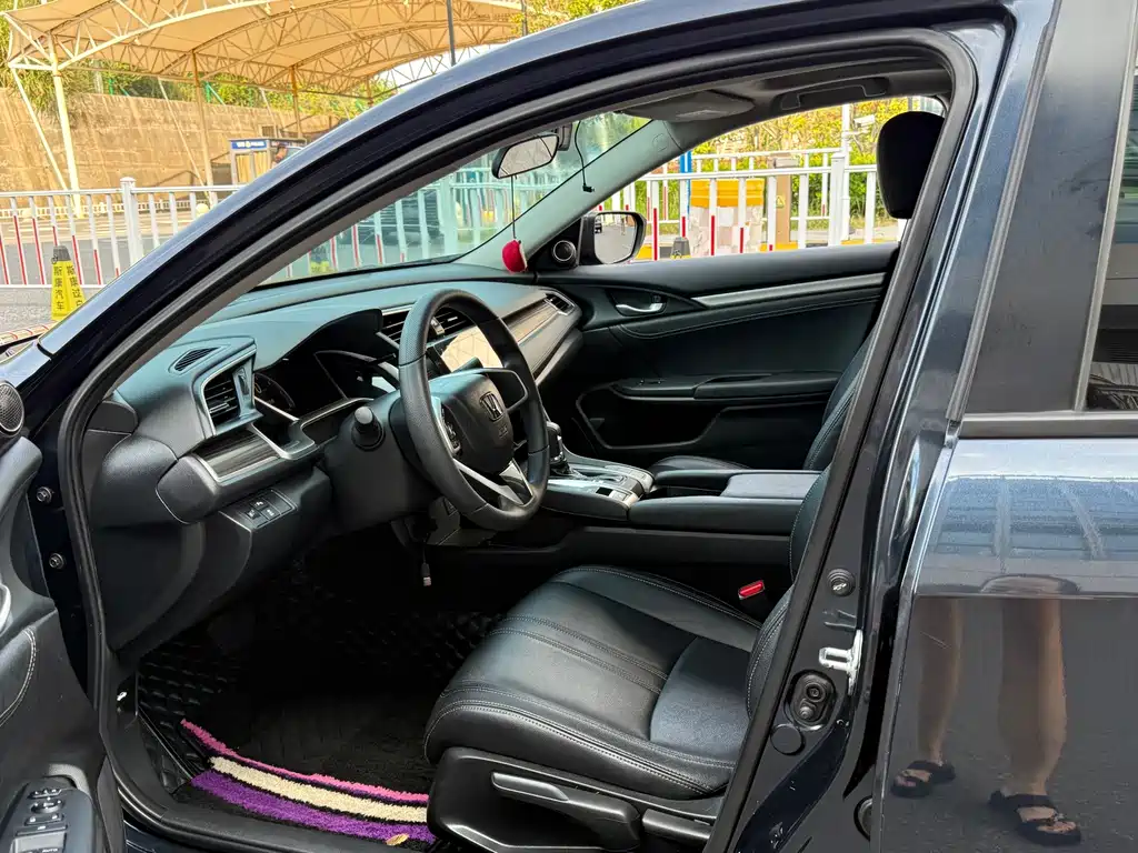 Honda Civic — миниатюра 7