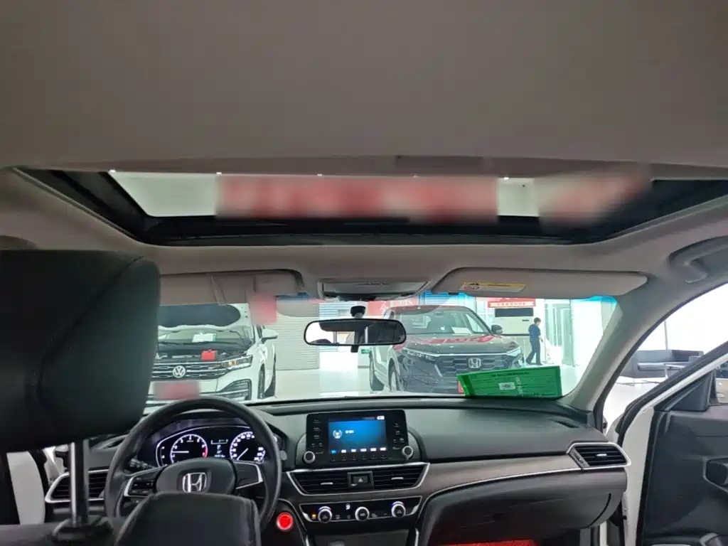 Honda Accord — миниатюра 18