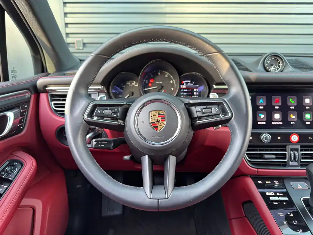 Porsche Macan — миниатюра 11
