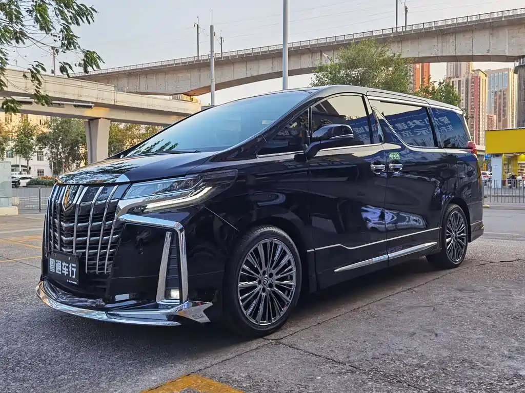 Toyota Alphard 2016