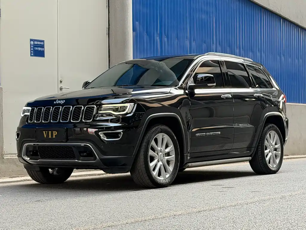 Jeep Grand Cherokee (Import) 2018