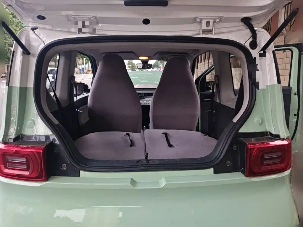Wuling MINIEV — миниатюра 20