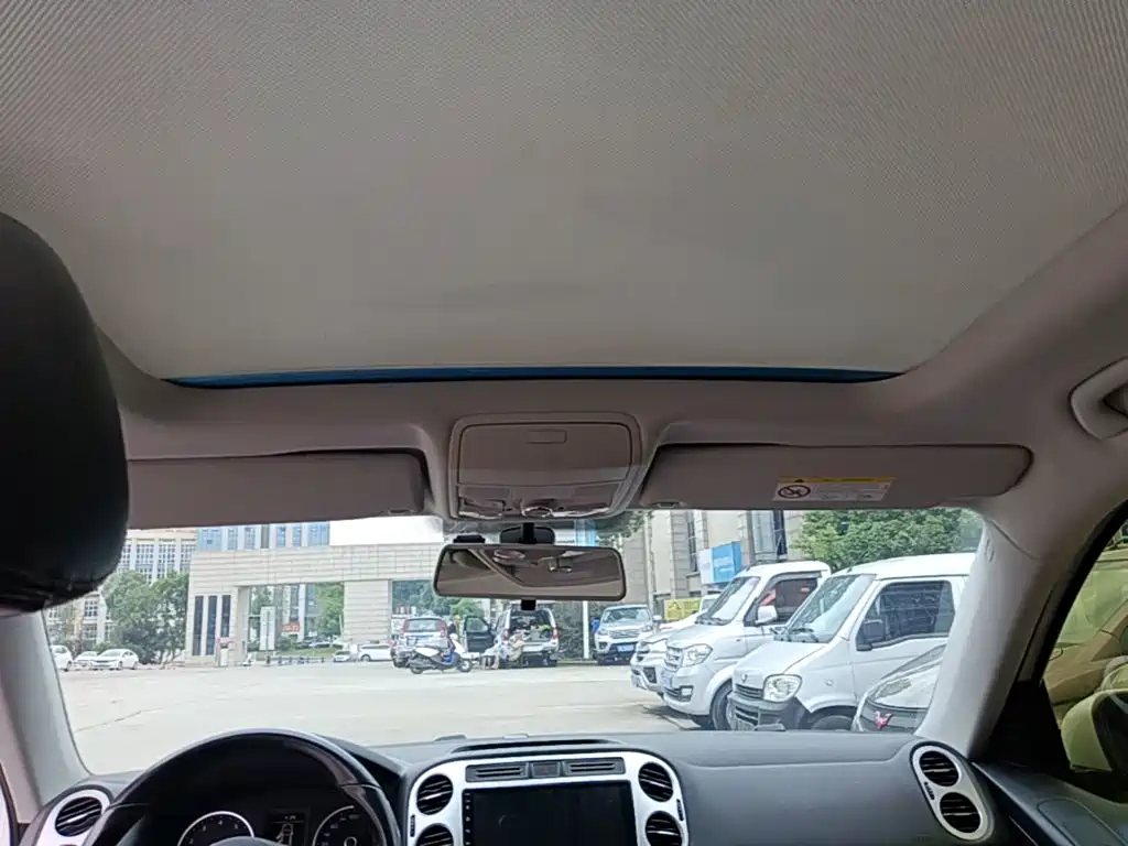 Volkswagen Tiguan — миниатюра 18