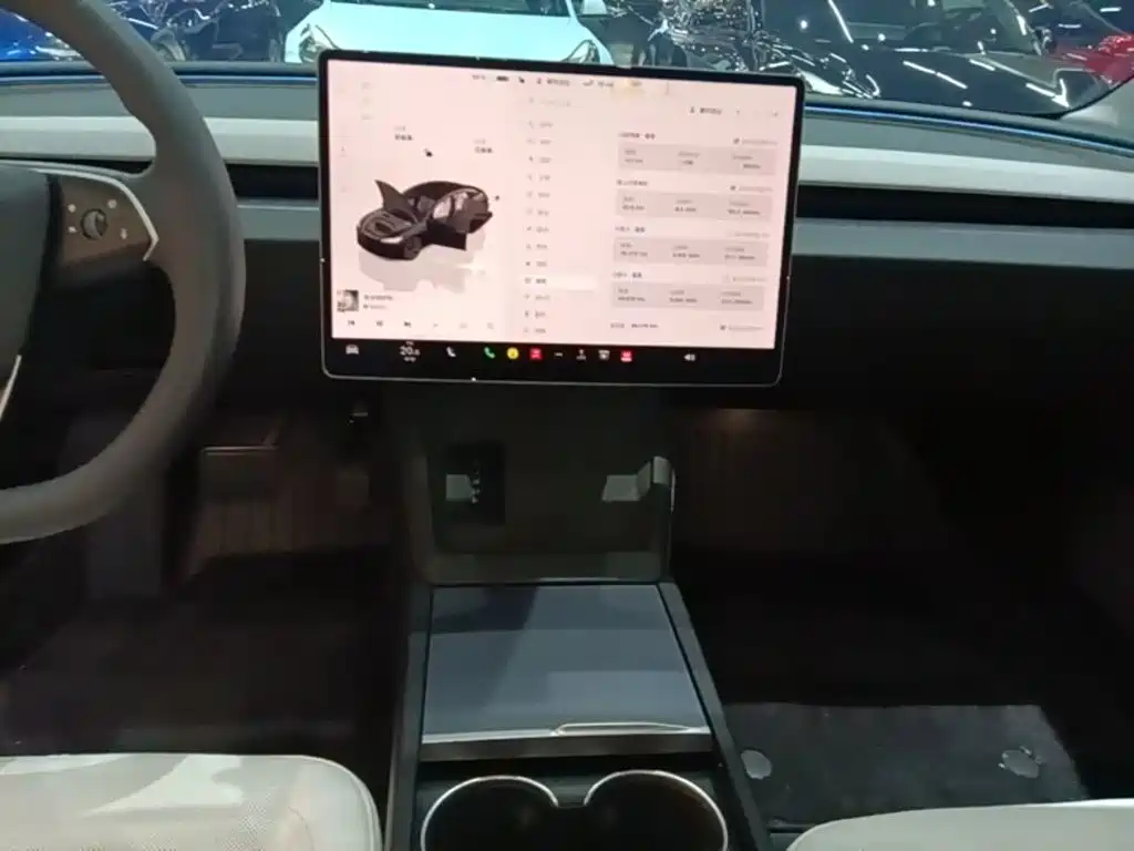 Tesla Model 3 — миниатюра 13