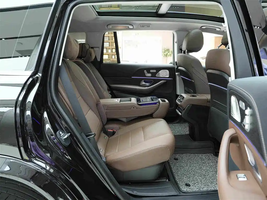 Mercedes-Benz GLS — миниатюра 13