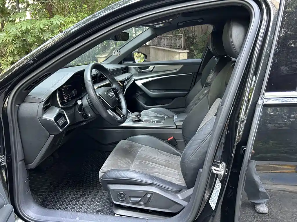 Audi A6L — миниатюра 6