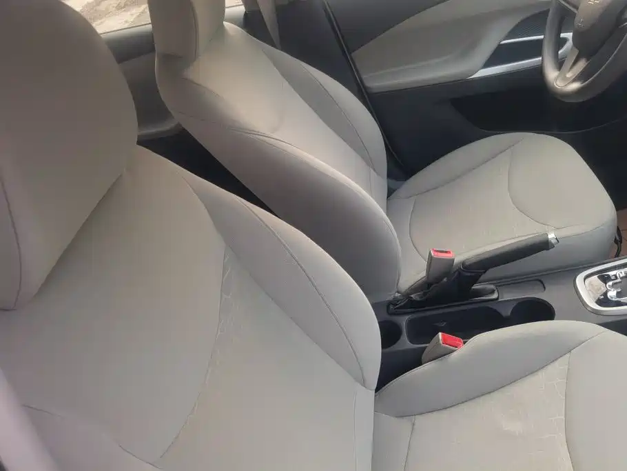 Chevrolet Sail — миниатюра 8
