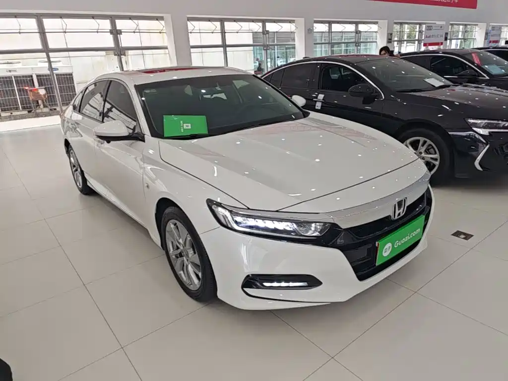 Honda Accord — миниатюра 4