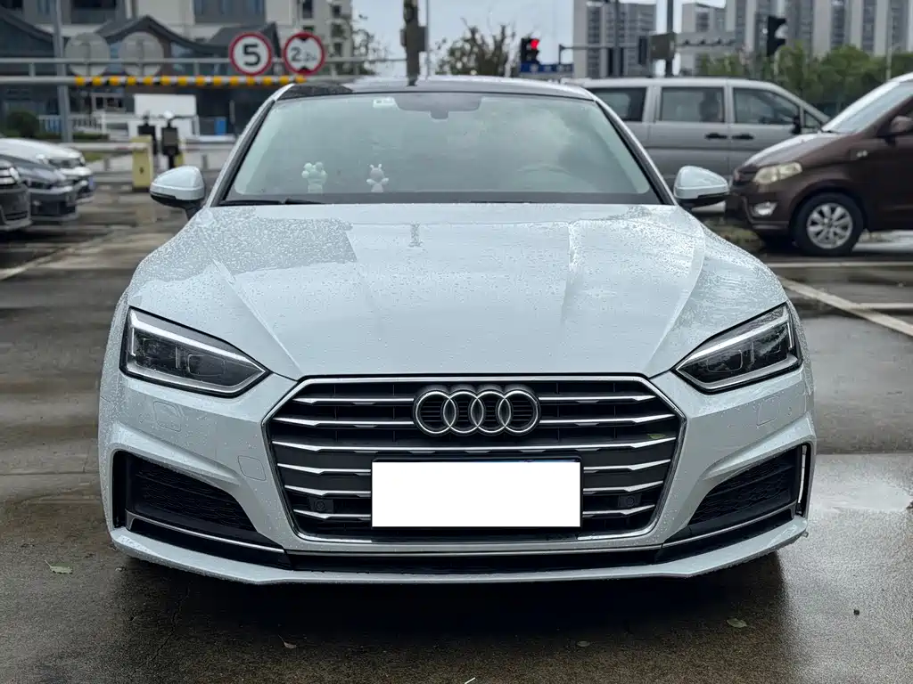 Audi A5 (Import) — миниатюра 2