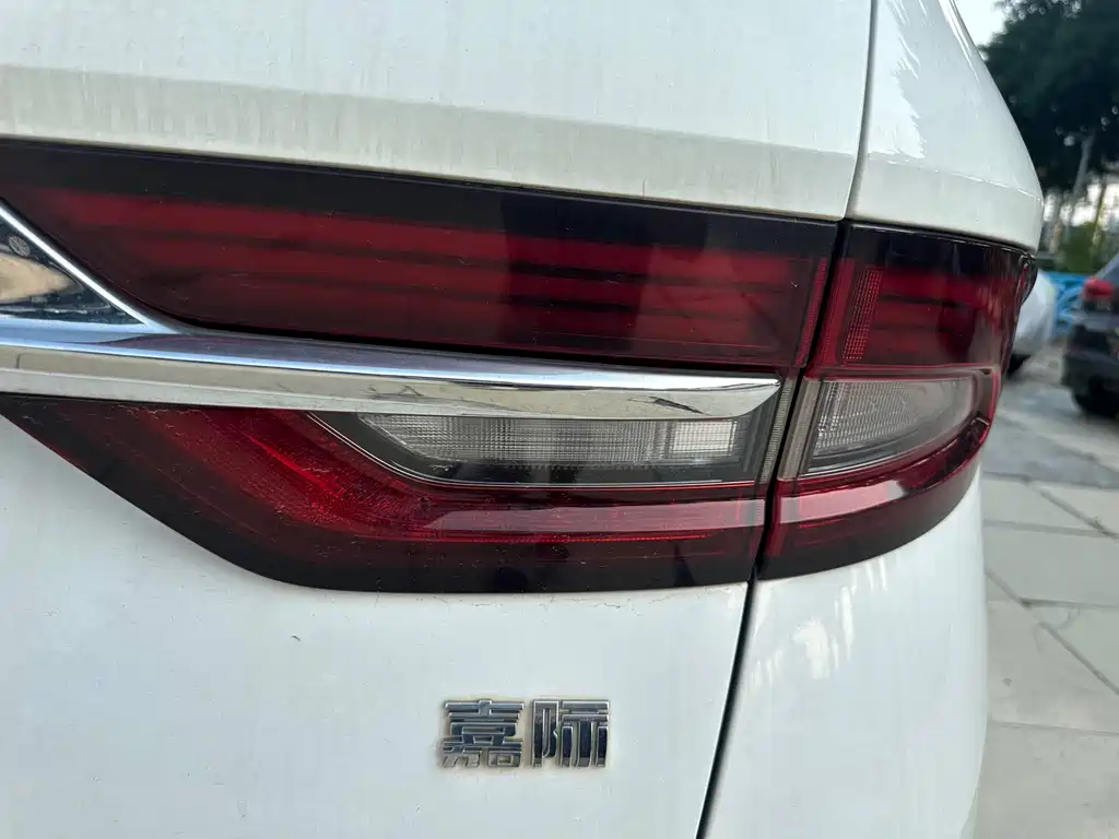 Geely Jia Ji New Energy — миниатюра 10
