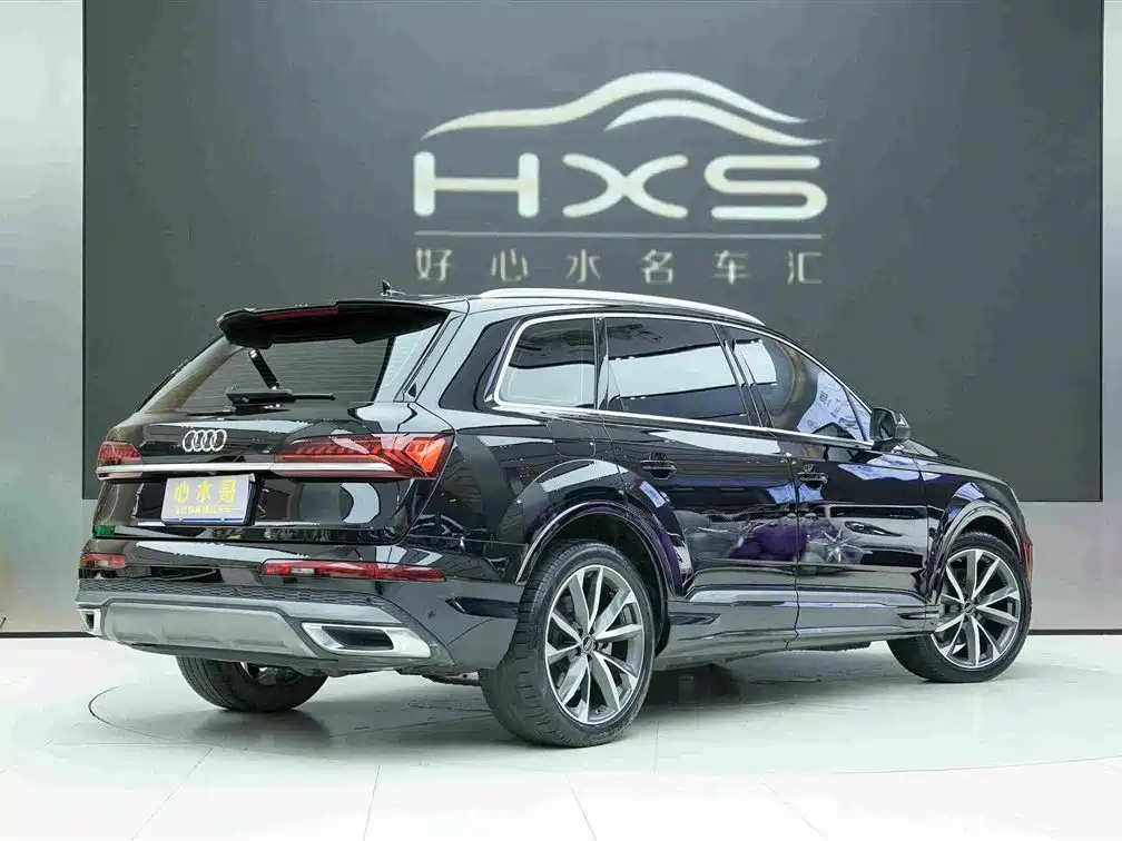 Audi Q7 — миниатюра 4