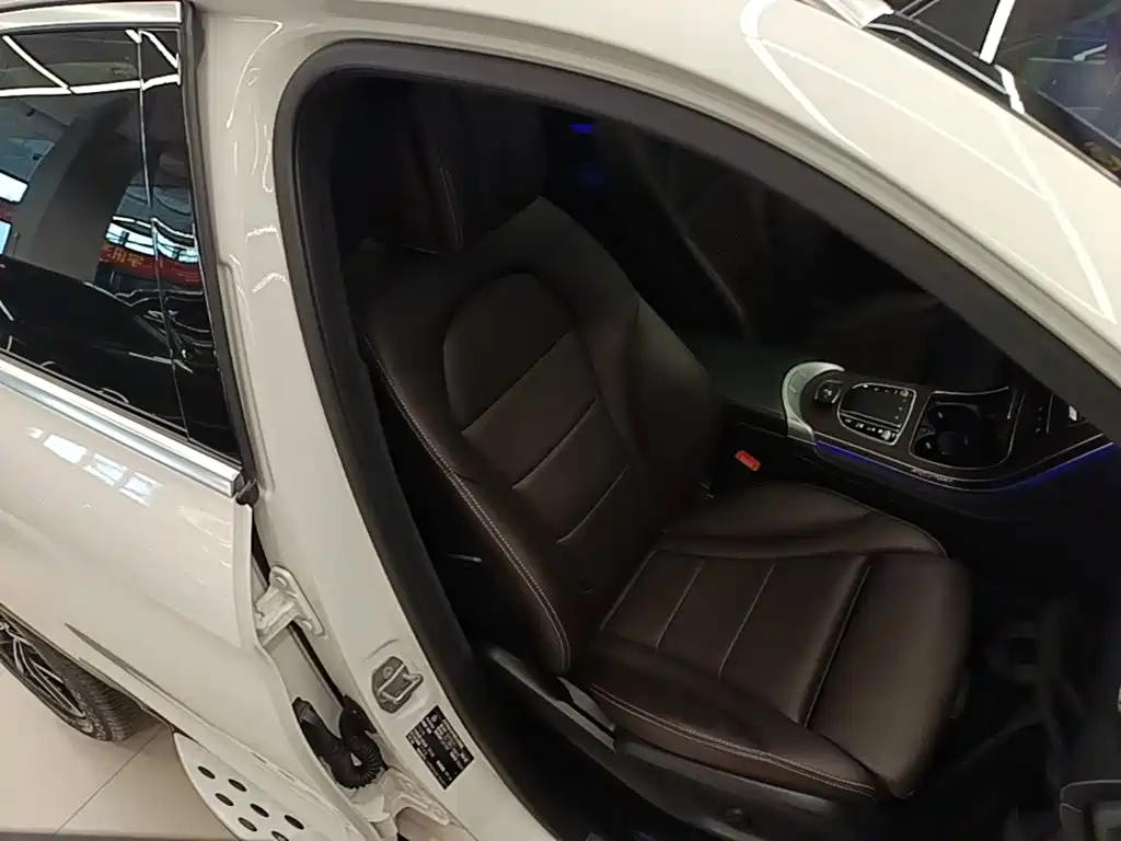 Mercedes-Benz GLC — миниатюра 25