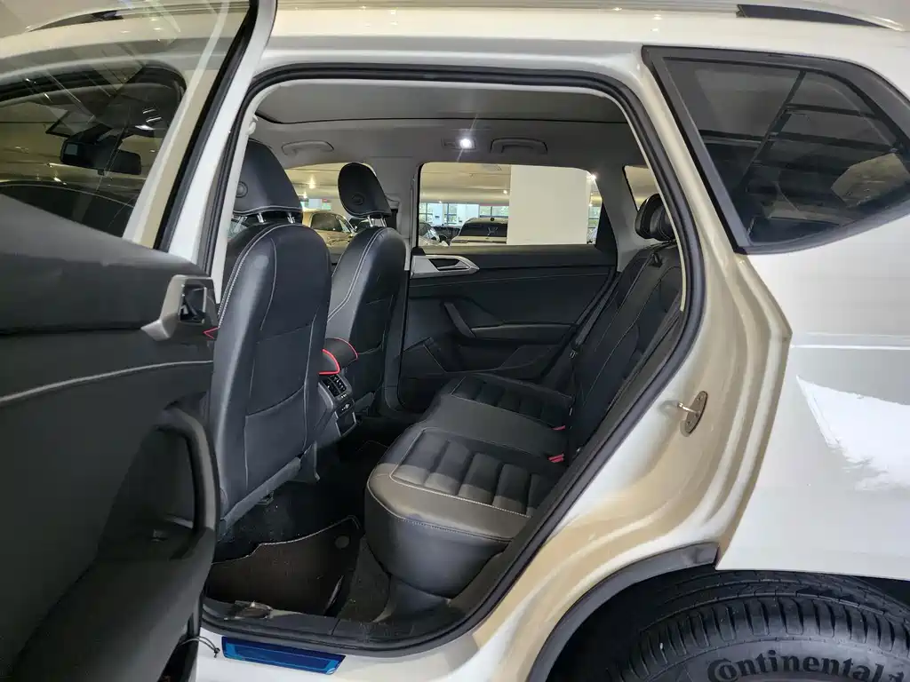 Volkswagen Tharu New Energy — миниатюра 6