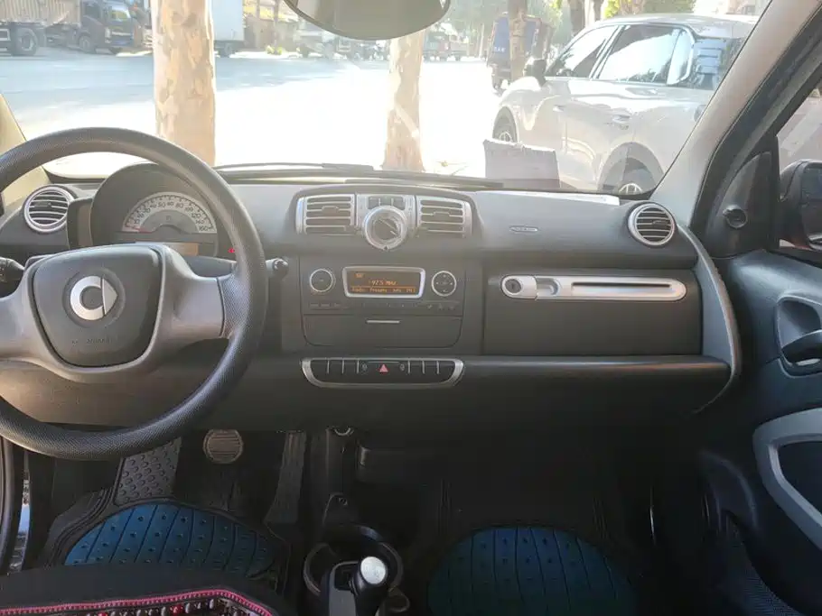 smart Smart Fortwo — миниатюра 13
